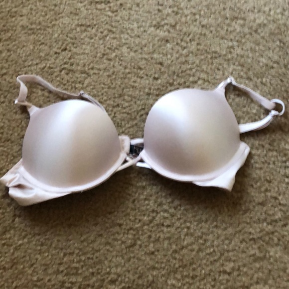 Victoria's Secret Other - Victoria Secret Bra Victoria's Secret Other - Victoria Secret Bra